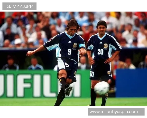 阿根廷新开托蒂主题糕点店吸引足球迷和甜品爱好者的目光